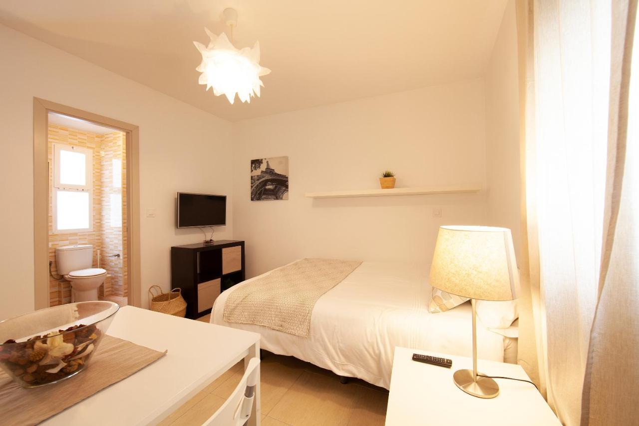 Fun Building By Homeabout Apartament *