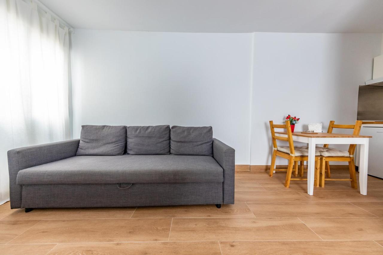 Fun Building By Homeabout Apartament Malaga