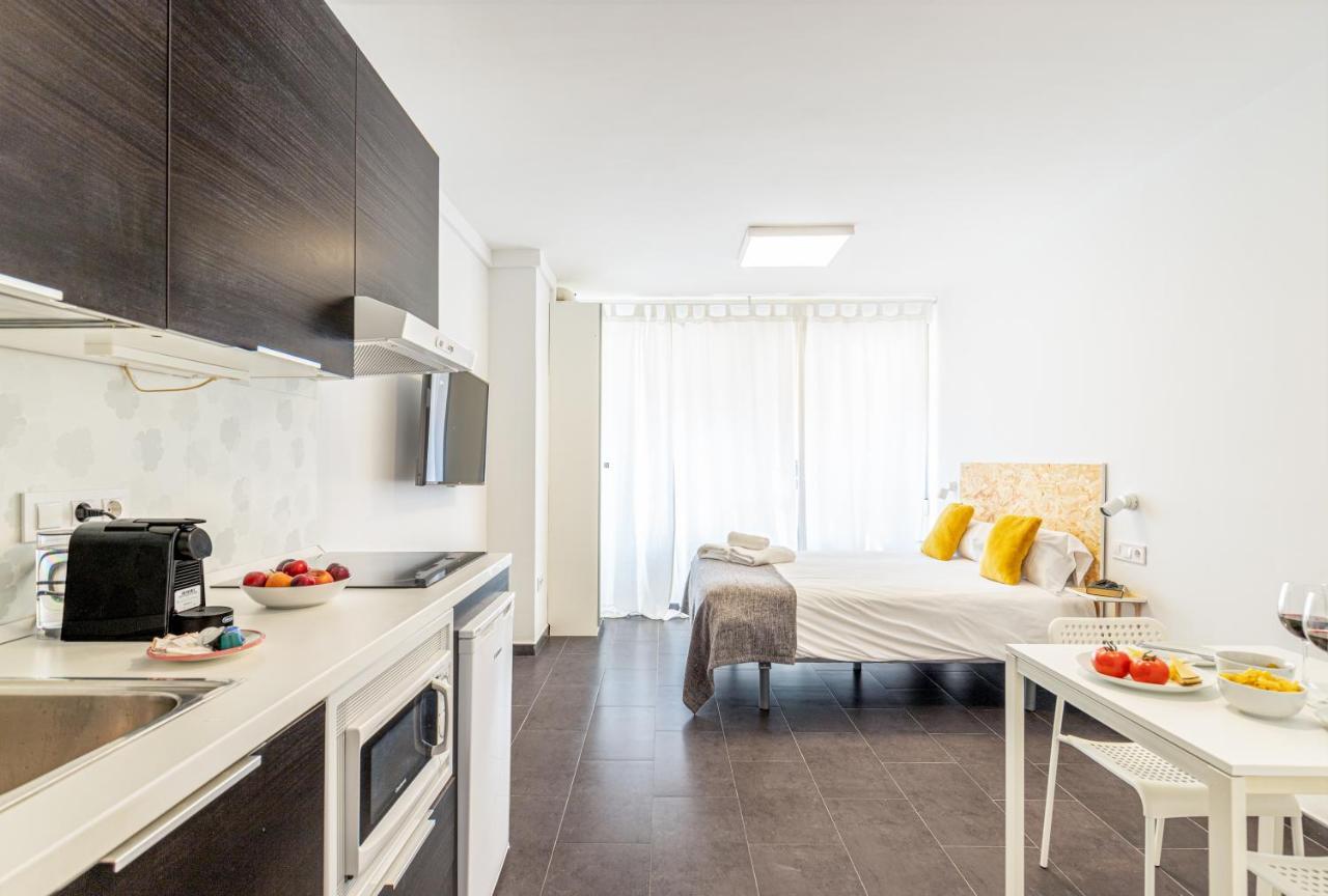 Fun Building By Homeabout Apartament *