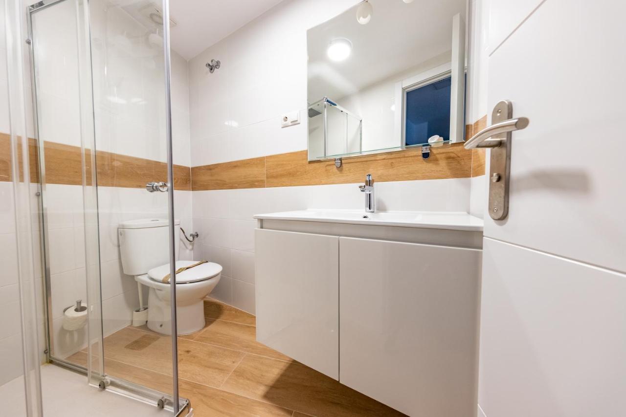 Fun Building By Homeabout Apartament